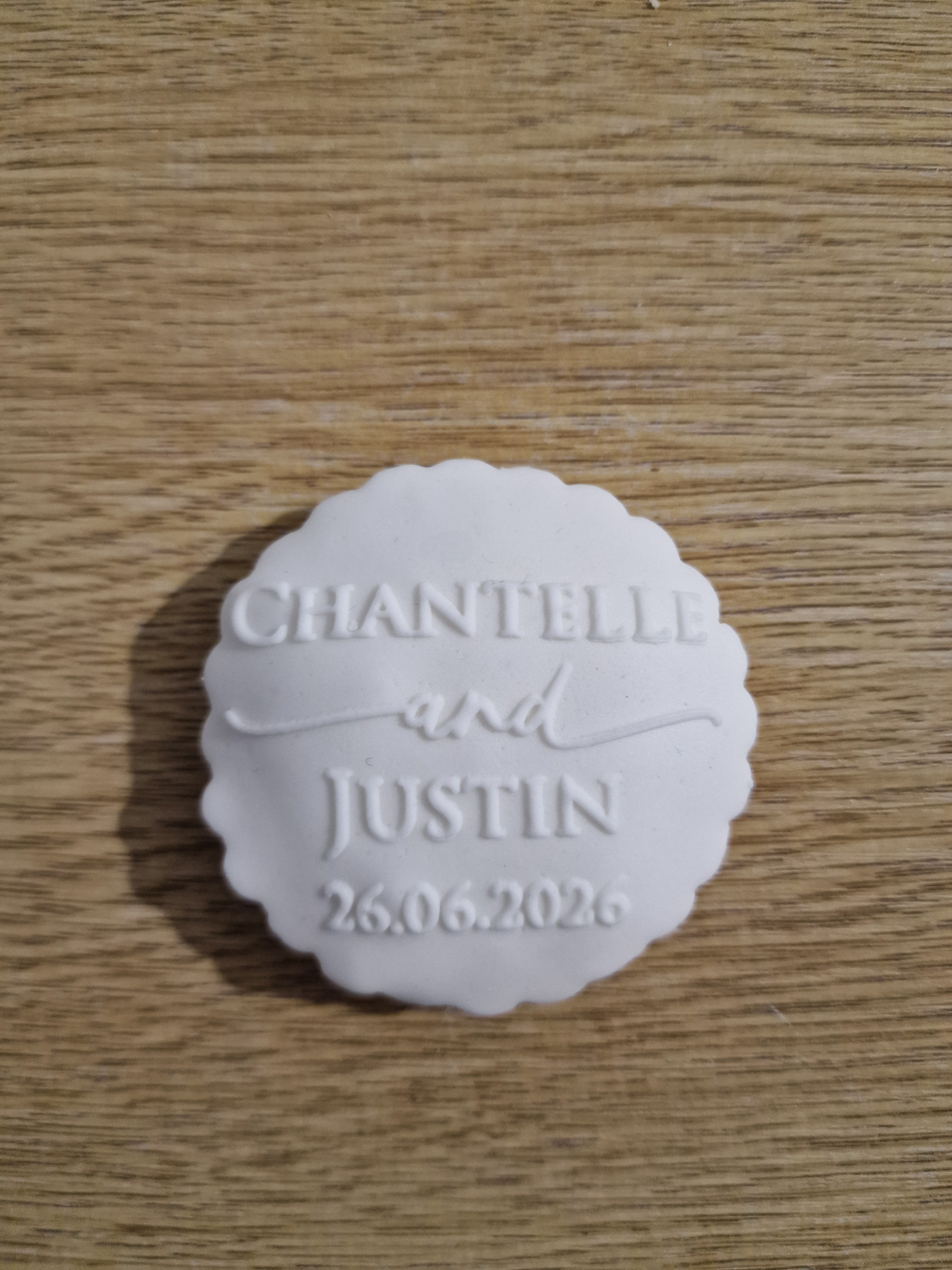 Decorated biscuit favours