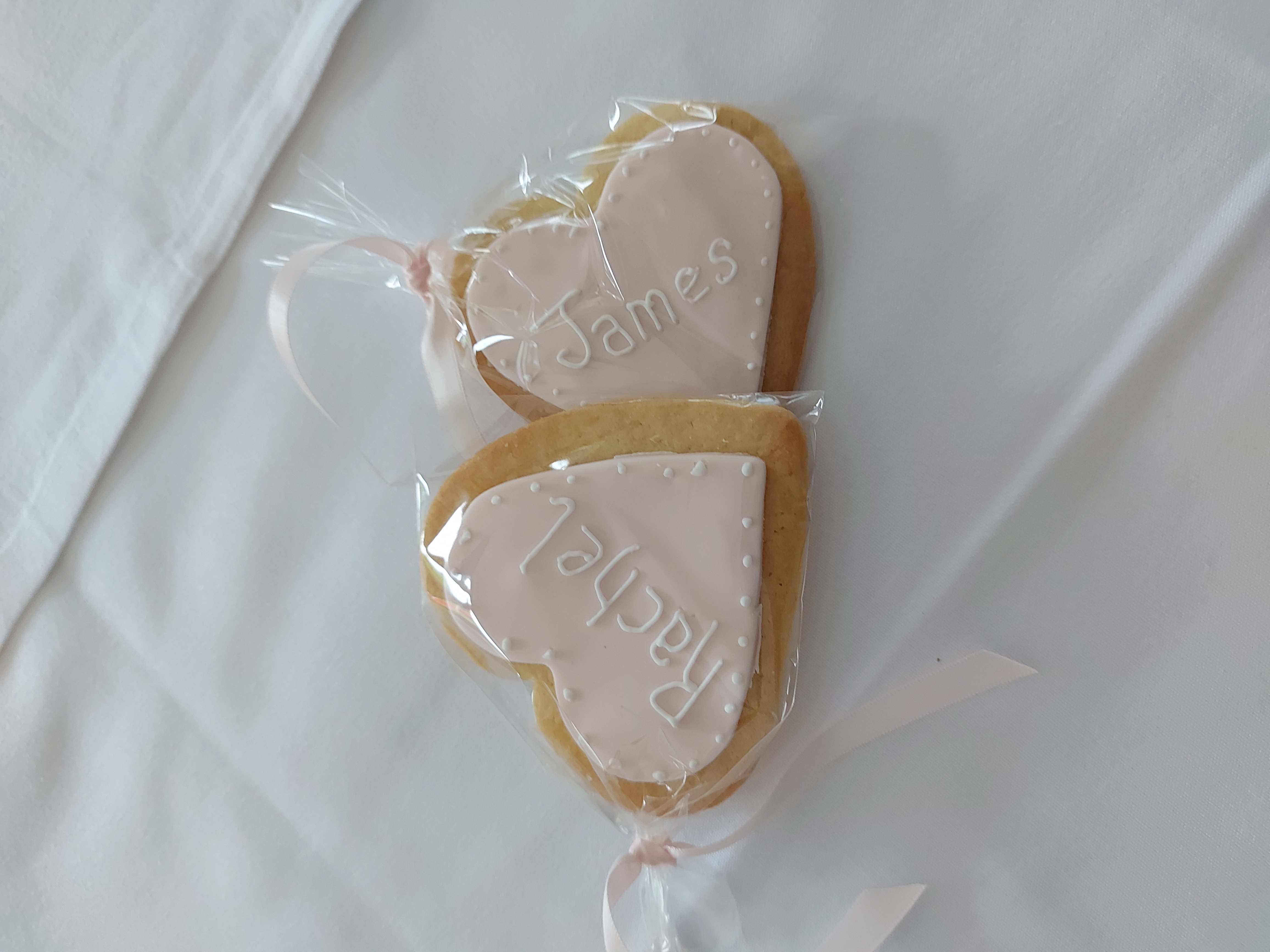 Personalised biscuit favours